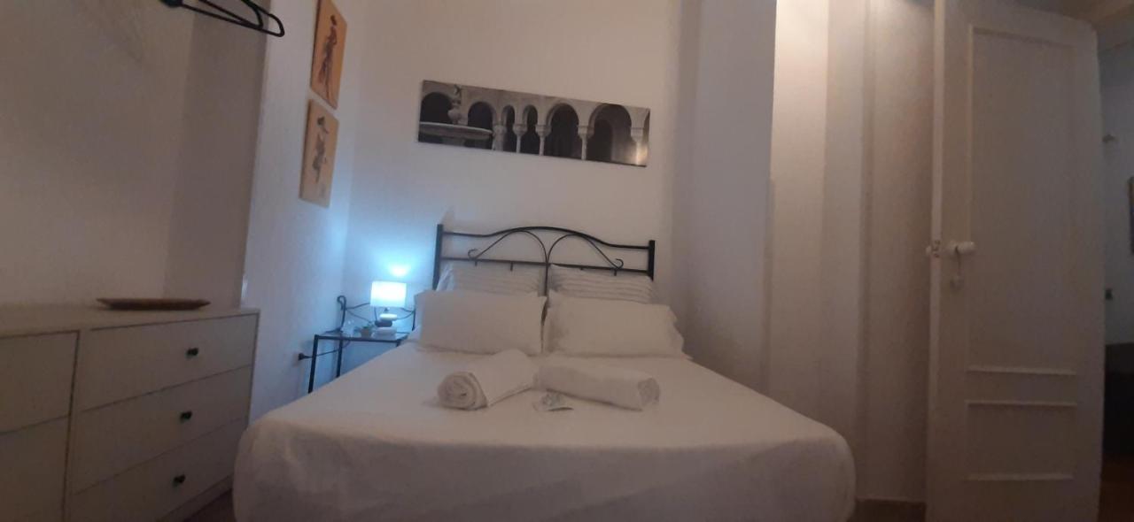 Apartamento Descalzos Sevilla Exteriör bild